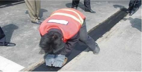 路面抗裂贴的作用与施工优点"17.jpg"