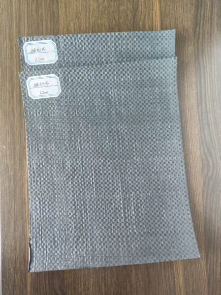 防裂贴技术要求及施工工艺"1.2黑布样品.jpg"
